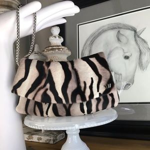 Henri Bendel genuine calf wristlet